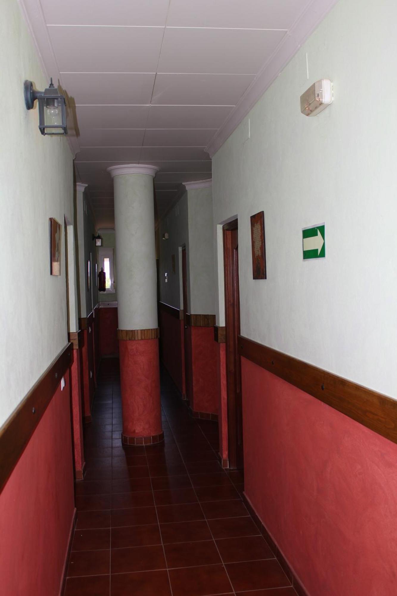 Hostal Cafeteria El Mero 자호라 외부 사진